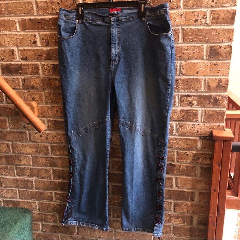 VTG Y2K 90s L.A. Blues Lace Up Jeans